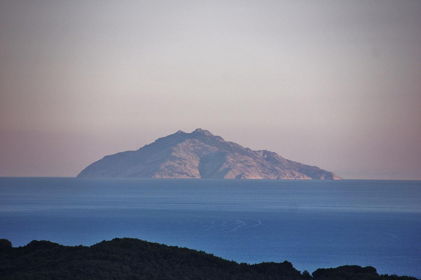 Montecristo, l’isola che (non) c’è