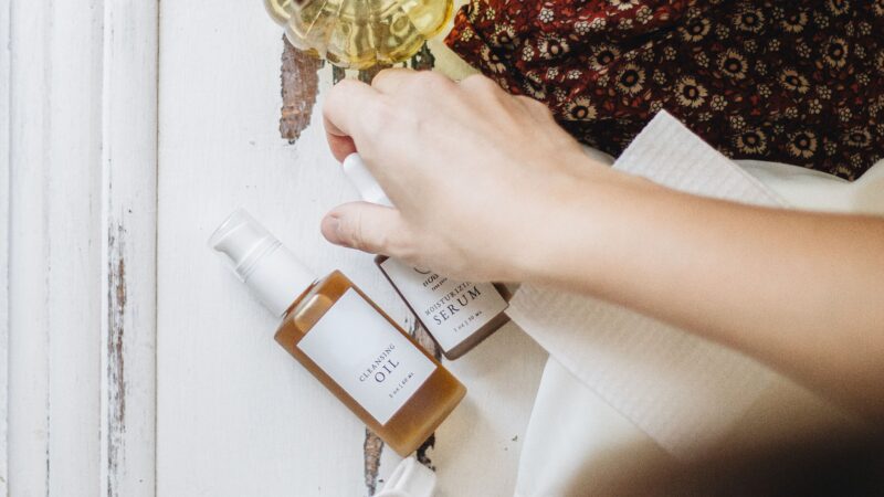 Ripartire dalla pelle: la skincare d’autunno per risplendere nella nuova stagione